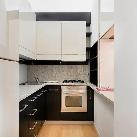 Relstay - Duomo 1br Daire Milano
