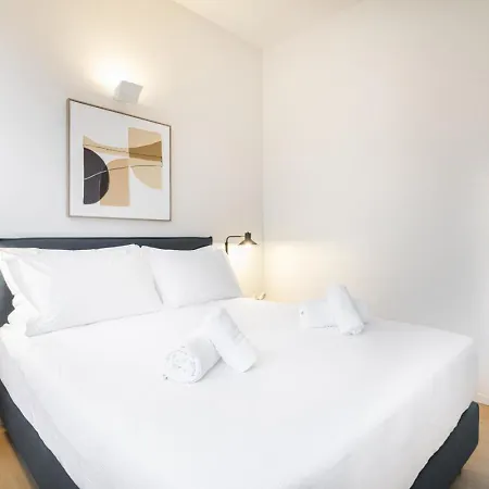 Relstay - Duomo 1br Milão